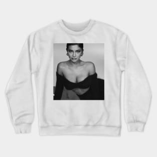 Kyliejenner t-shirt gift for your friend Crewneck Sweatshirt